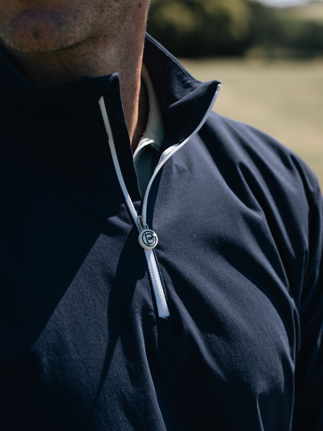 Brisa Windbreaker